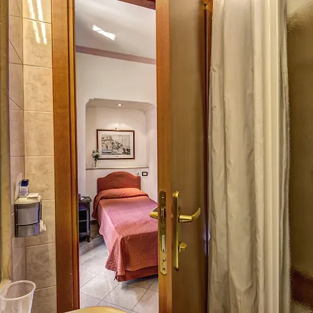 Giuliana Hotel